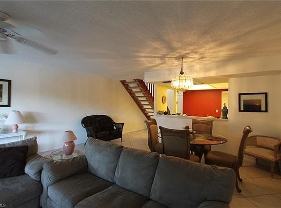 3rd image of 823 Meadowland Dr APT G