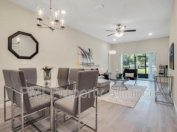 2nd image of 2908 Oak Park Way #E