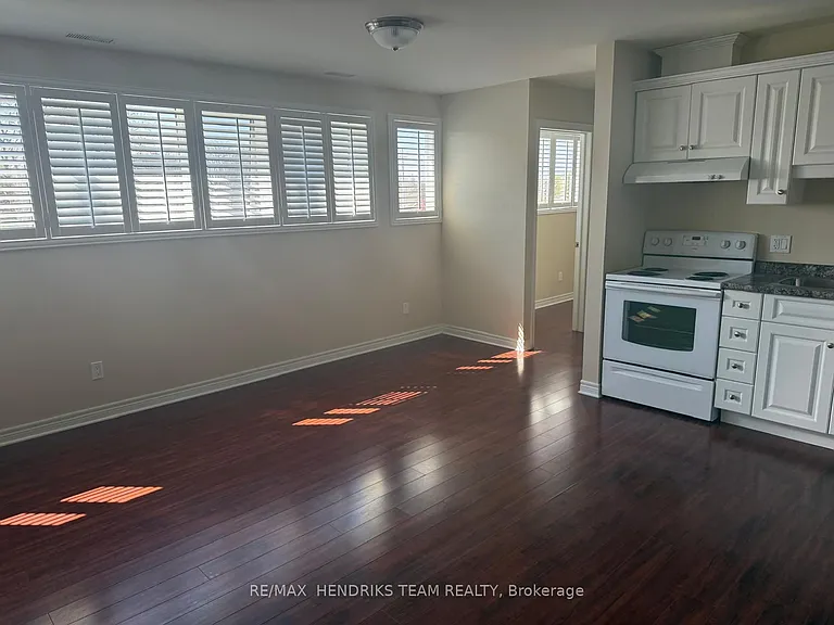 320 Vine St #2B — Photo 3