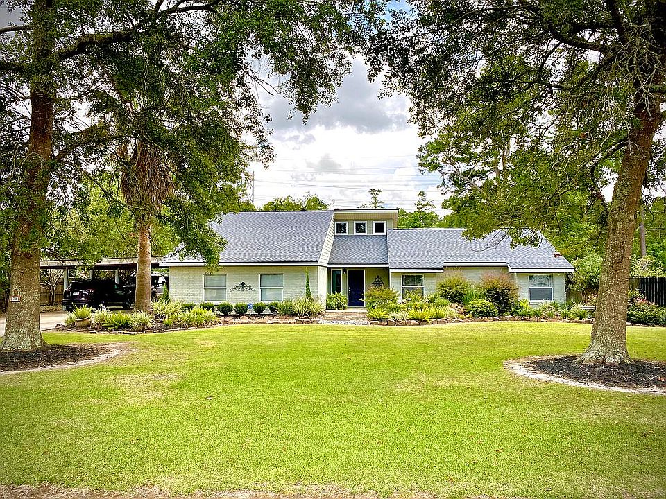 1st image of 710 Oak Way Dr