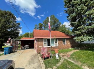 105 Watson Ave, Oglesby, IL 61348