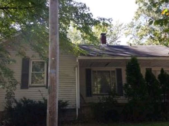 5th image of 1224 Melrose Ct NW