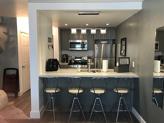 5th image of 1438 Park Ave #6