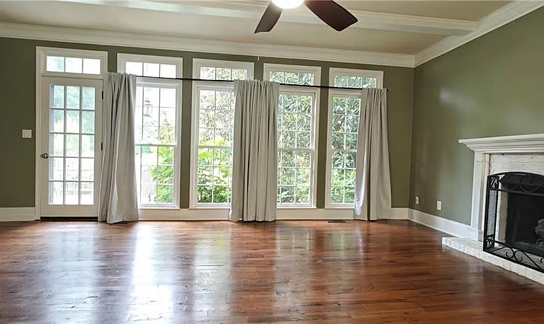 7070 Derby Ct — Photo 7