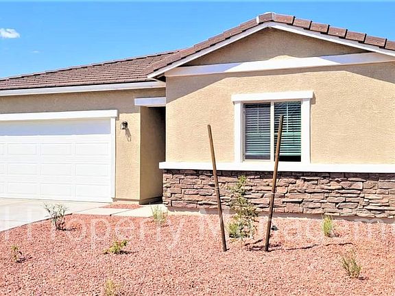 3rd image of 124 W Seven Seas Dr