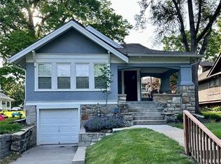 5615 Charlotte St, Kansas City, MO 64110