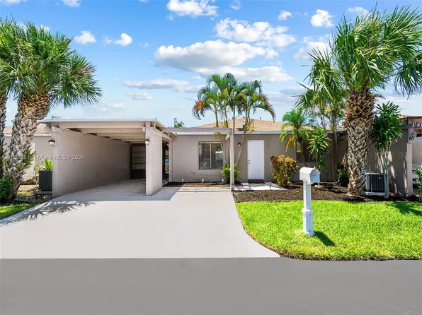 14902 Wildflower Ln, Delray Beach, FL 33446
