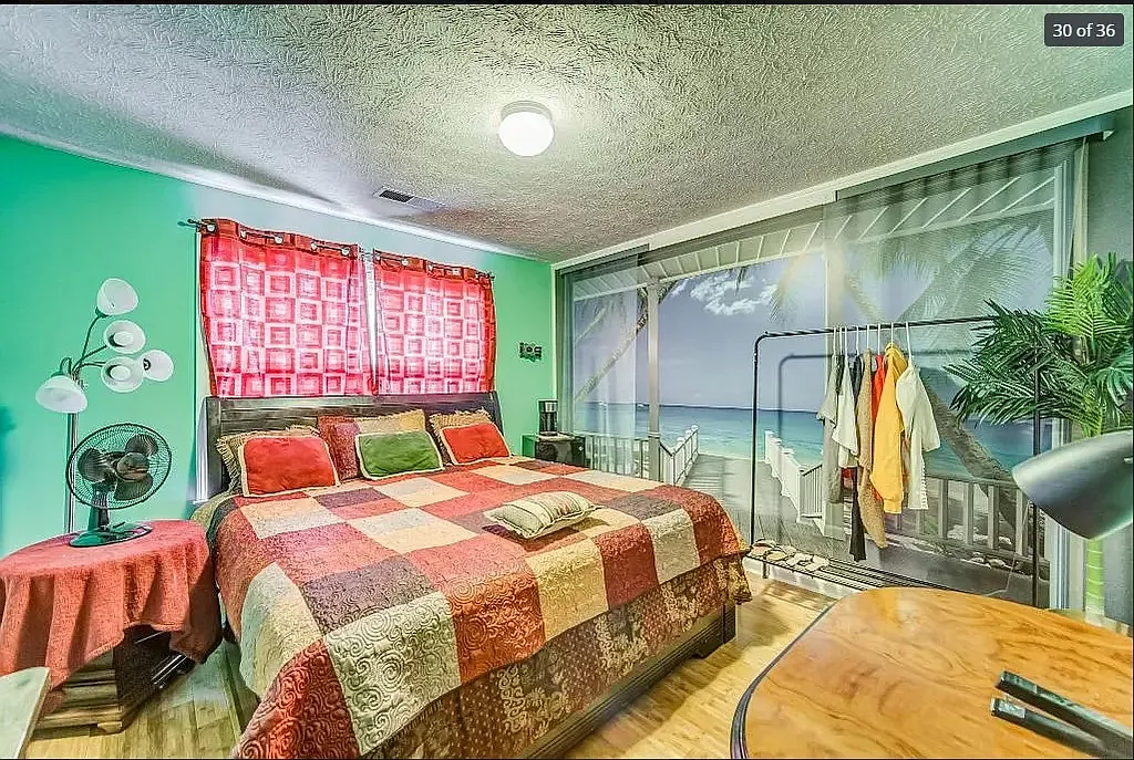 1 bed, 2088 sqft, $1,200 — Photo 1