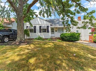 15815 Maplewood Ave, Maple Heights, OH 44137