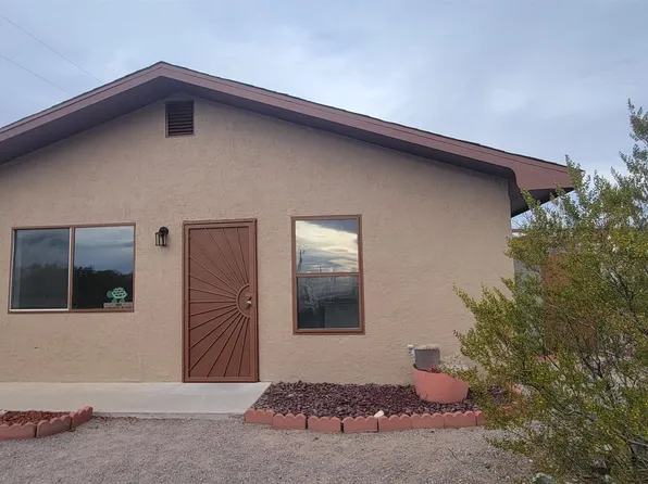 101 Lincoln Pl, Elephant Butte, NM 87935