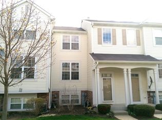 422 Terra Springs Cir, Volo, IL 60020