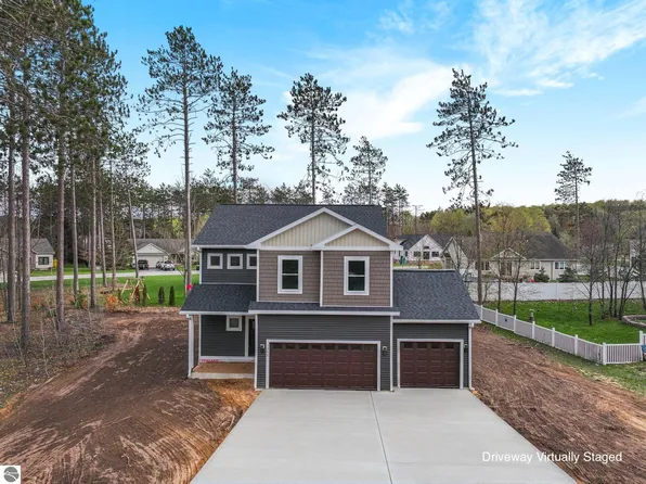 1326 Killdeer Ln, Kingsley, MI 49649