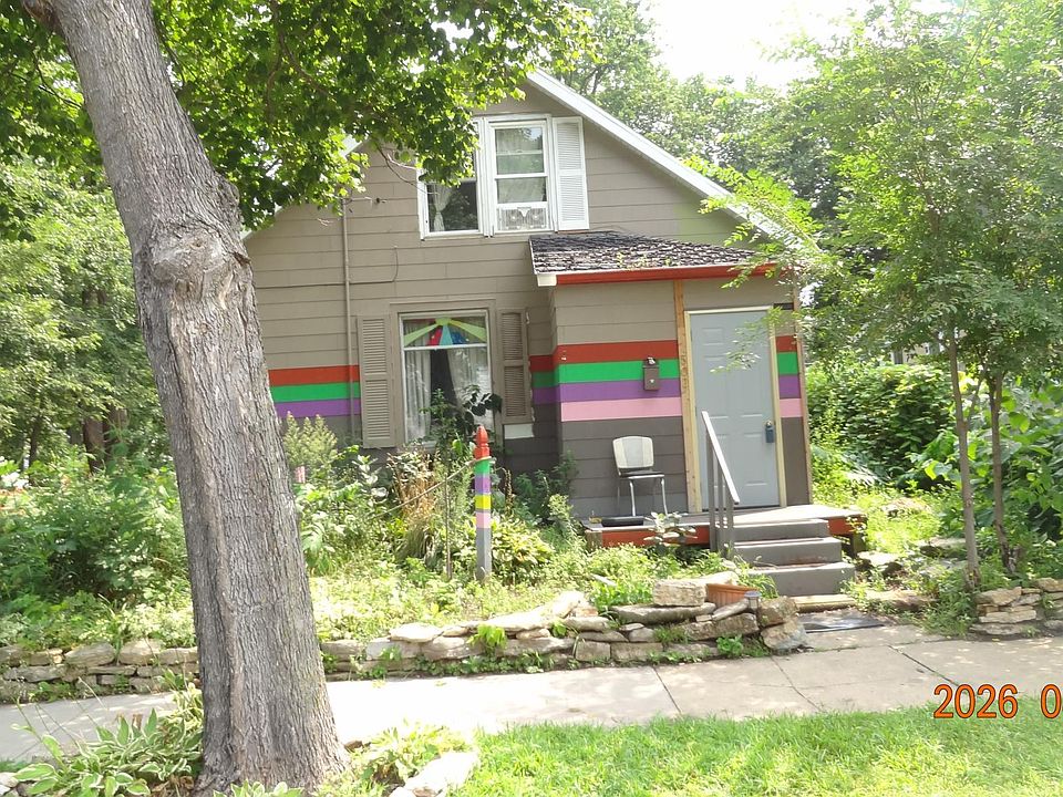 1st image of 502 10th Ave SE