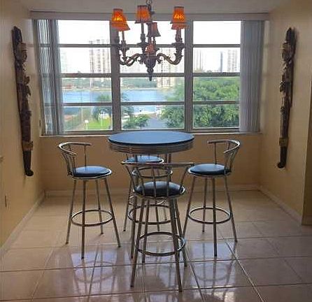 3rd image of 2750 NE 183rd St APT 302