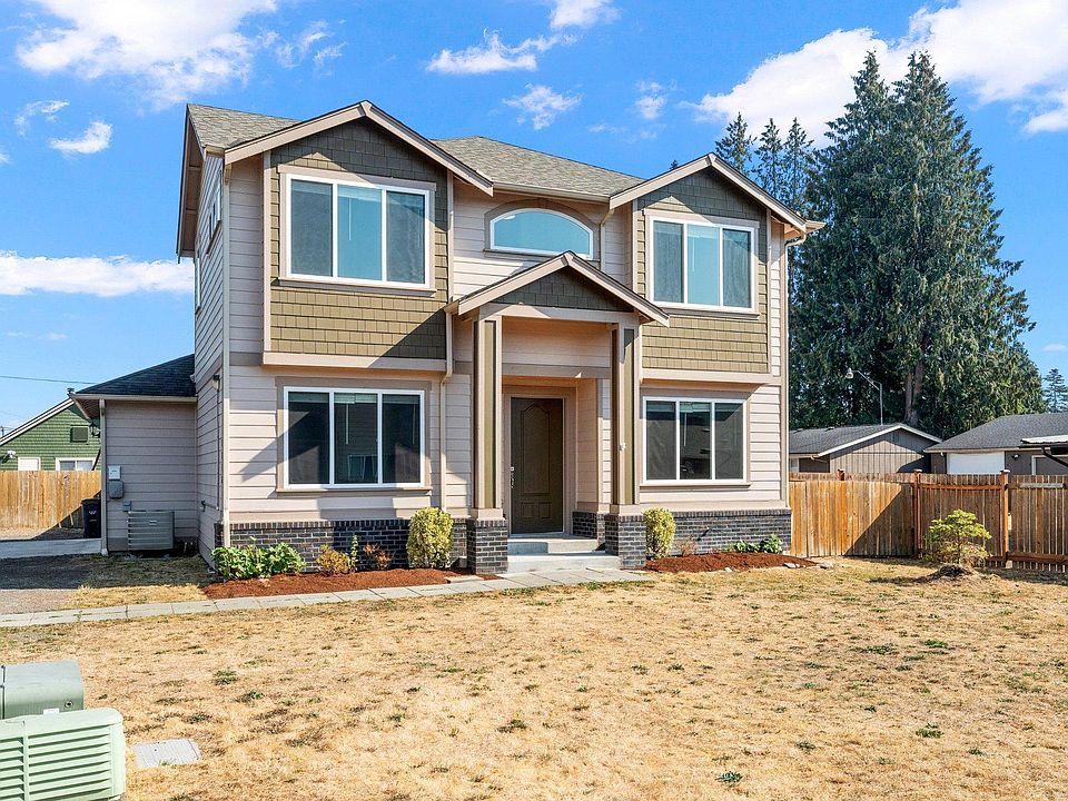 1st image of 1216 Ash Ave