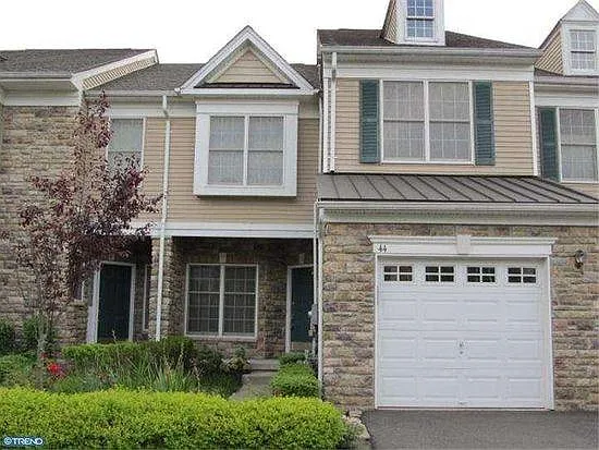 44 Caleb Ln photo 1