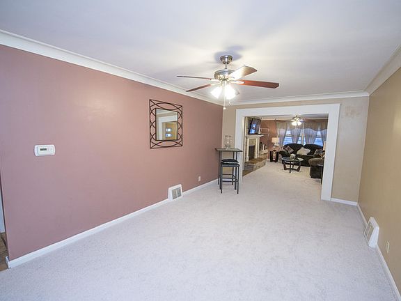 5th image of 605 Cottonwood St