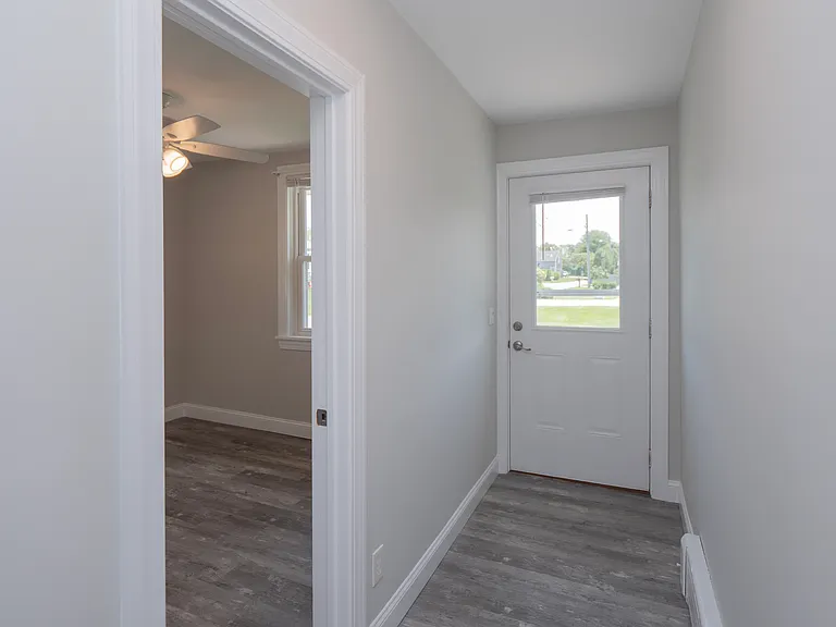 40 Draper Ave — Photo 8