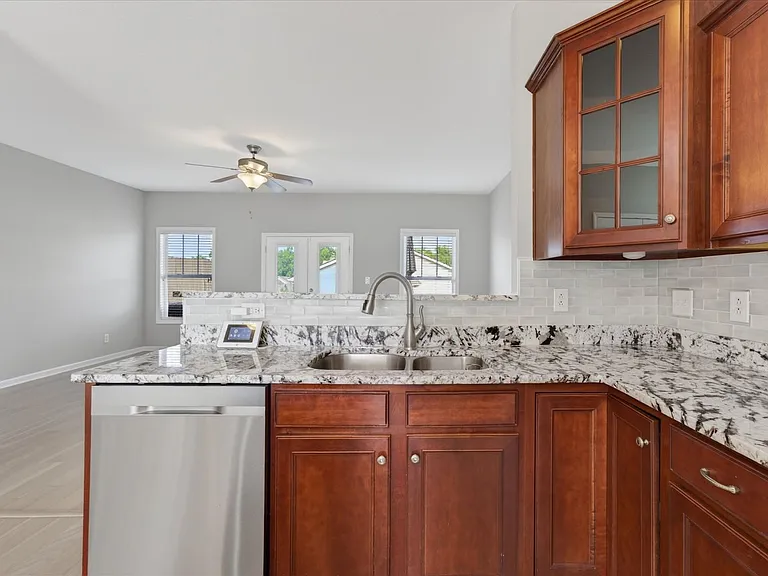 142 Turn Row Dr — Photo 21