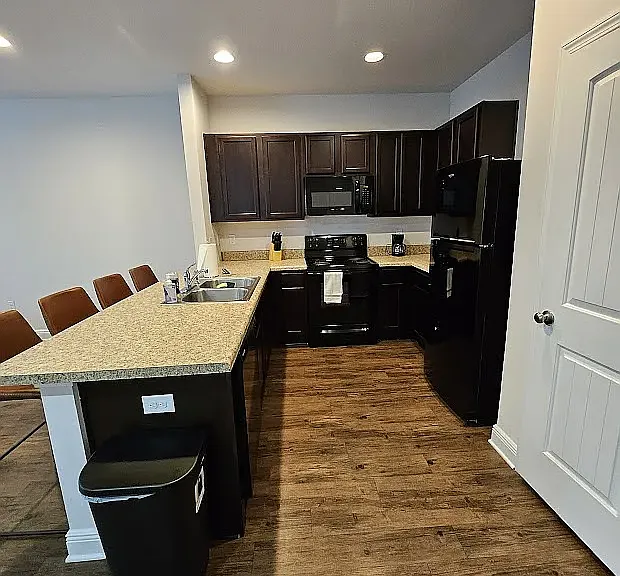 5908 Callaway Cir — Photo 3