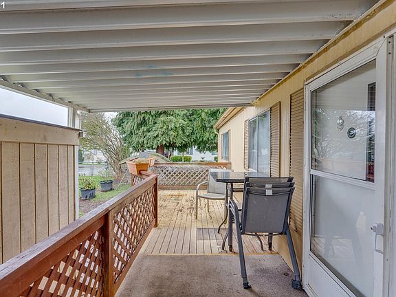 4th image of 15411 SE Mill Plain Blvd Unit B2