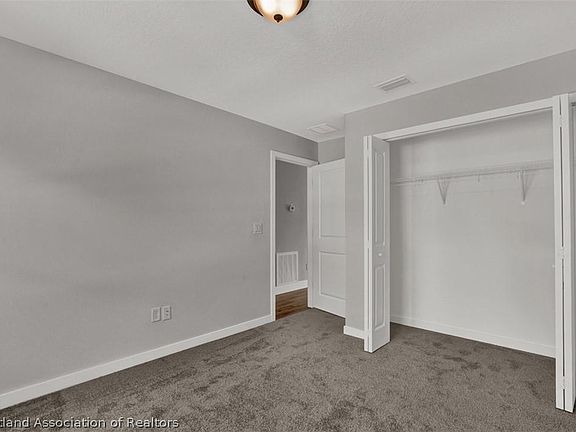 4th image of 106 Hayes Ave NE