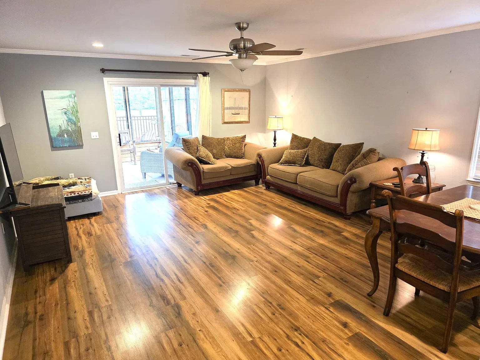 2 bed, 2.0 bath, 1000 sqft, $2,500 — Photo 3