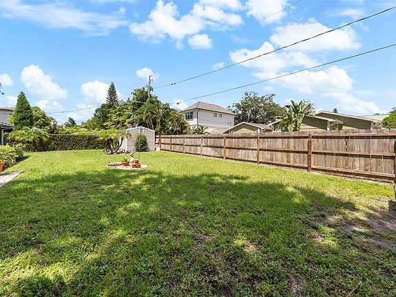 3rd image of 3401 W SEVILLA STREET