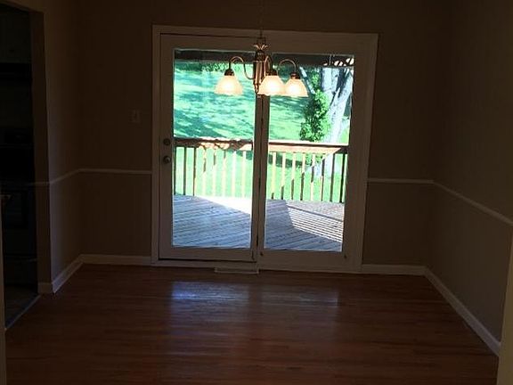 2nd image of 3906 Woodsong Dr