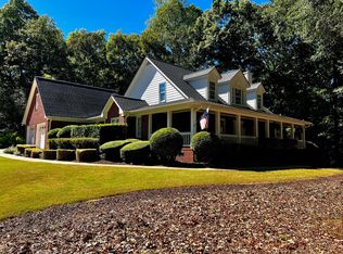 2001 Derby Ln, Bogart, GA 30622