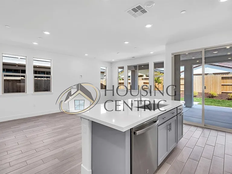 4031 Corralitas Ln — Photo 14