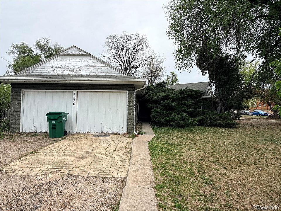 2nd image of 7570 Pikeview Court