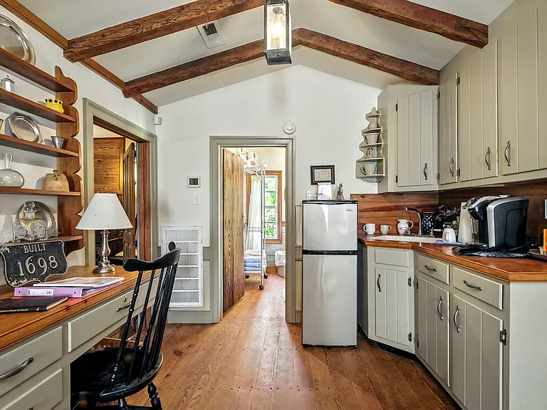 11826 Colonial Trl W — Photo 9