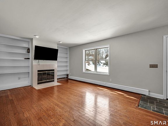 5th image of 4 Copper Ridge Circle #4