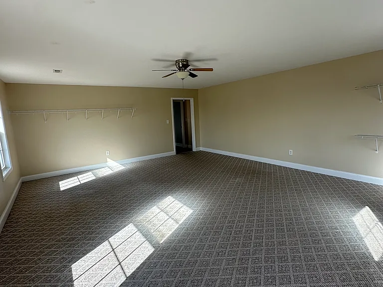 1302 New Garden Rd — Photo 7