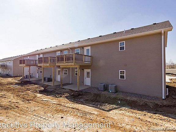 4th image of 190 Lotus Dr APT 3