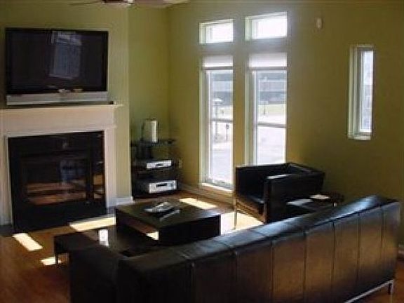 5th image of 308 Halstead Ln