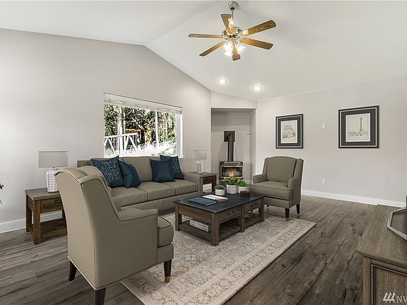 5th image of 11807 Hobby St SE