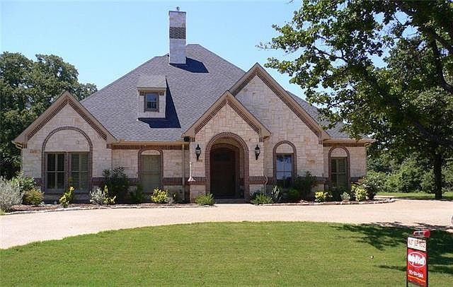 1st image of 2511 Greenbough Ln
