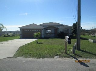 304 Ridgewood Ave, Dundee, FL 33838