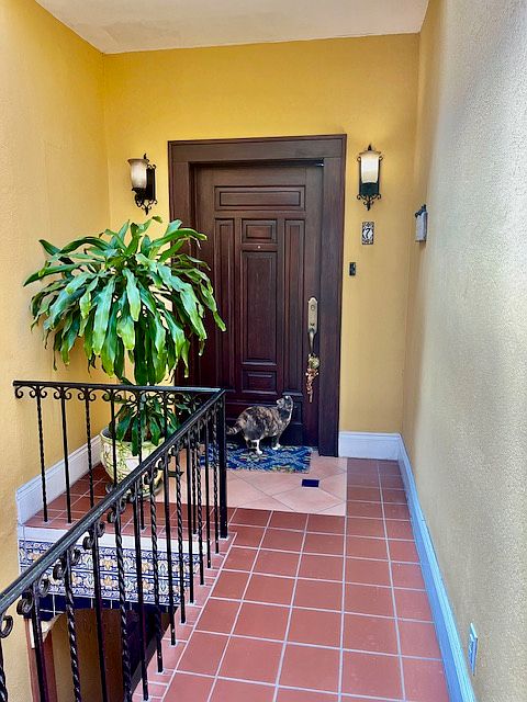 1st image of 1361 Meridian Ave APT 7