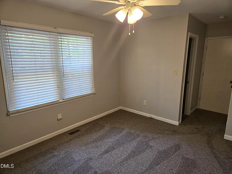 207 Meadow Run — Photo 9
