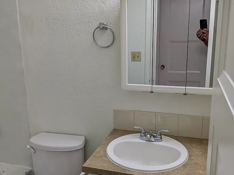 2865 Front St NE #1B — Photo 7