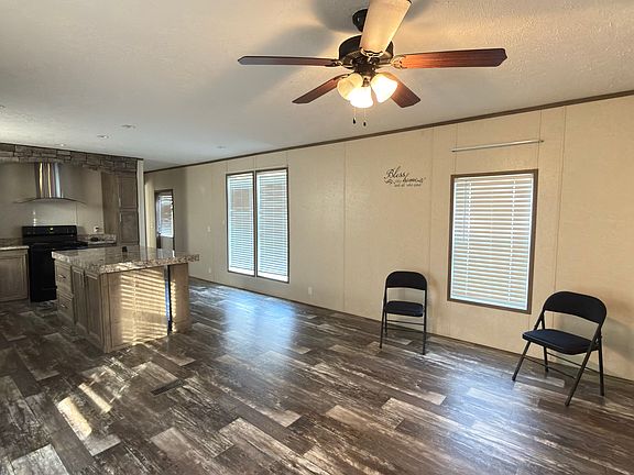 3rd image of 25 Ponderosa Dr