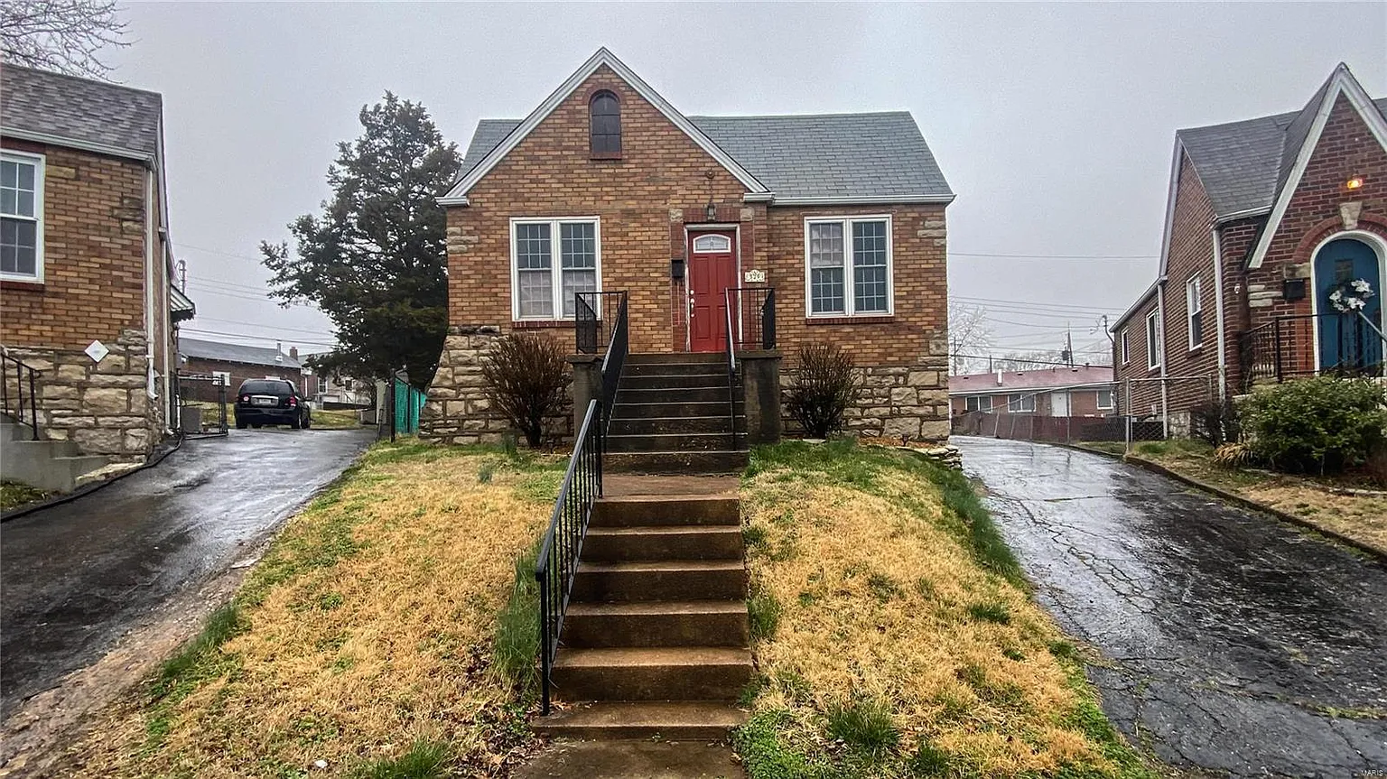 529 Winston Dr photo 1