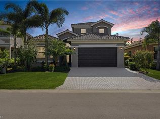 10043 Chesapeake Bay Dr, Fort Myers, FL 33913