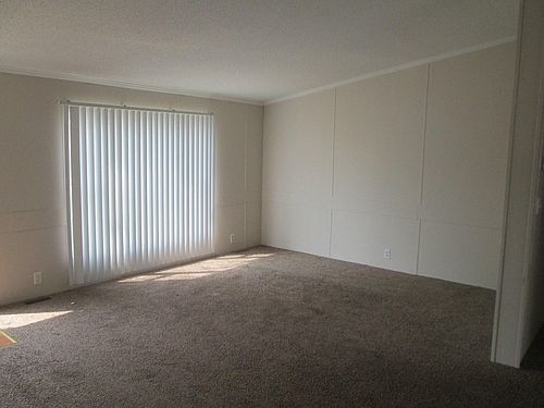 5th image of 23305 Arlington Dr