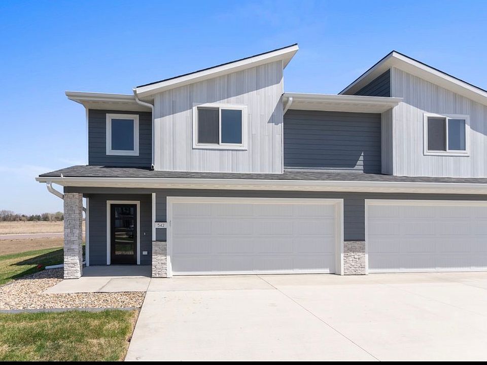 1st image of 542 Harper Cir
