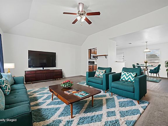 4th image of 2624 Saulsbury Dr