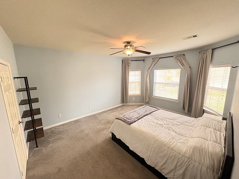 9807 Opal Rock Dr — Photo 14
